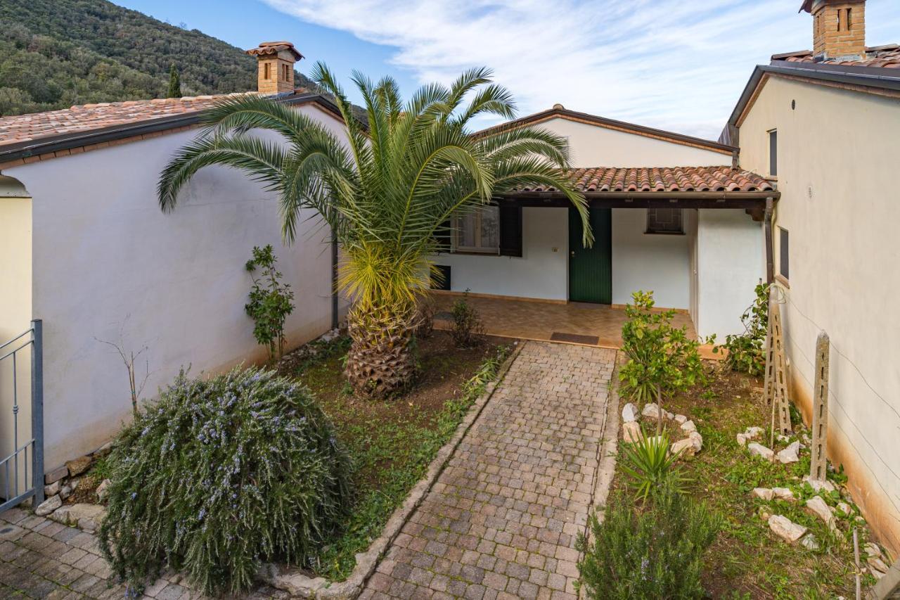 Nisportino Apartment